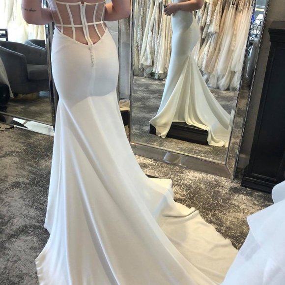 Pronovias Lux Wedding Gown Size 12 NEW Crepe - Picture 7 of 12